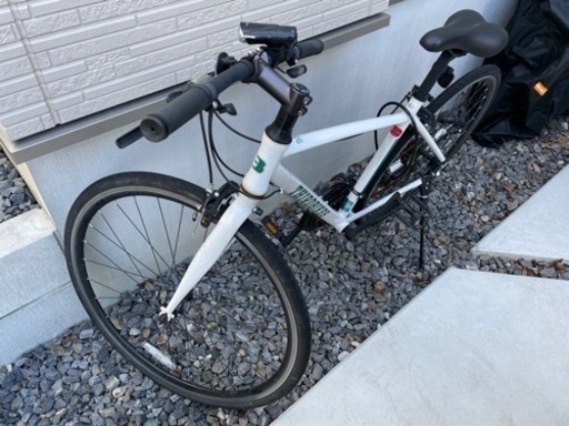 [商品] フェスクロス-D カレッジロゴ ホワイト  700C  外装21段変速