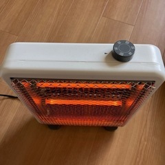 電気ストーブの画像