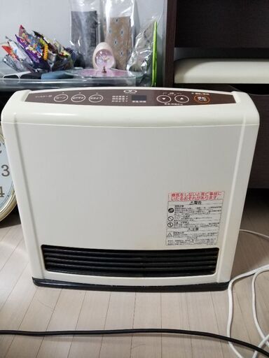 週末全品超目玉ラストセール14日まで延長。。続々値下げ中。破格値。早い者勝ち。都市ガスファンヒーター。