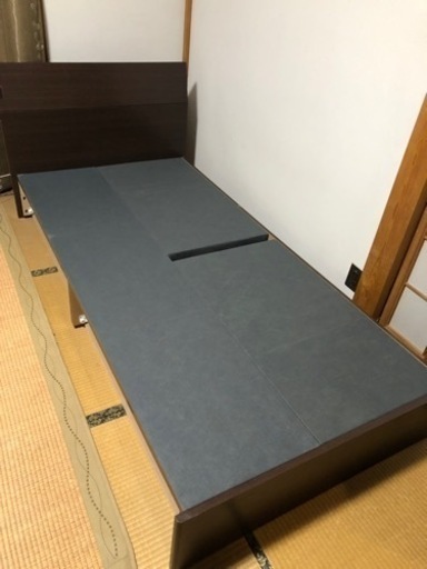 シングルベッド引出し付きフレームのみ