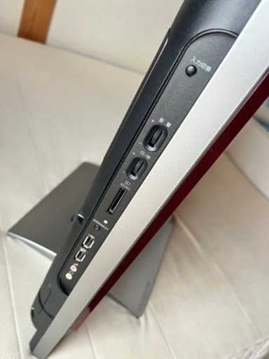 美品NEC PC-VN770TSR corei7 メモリ16GB HDD3TB (メタルスライム