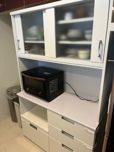 急募　４月末処分　カップボード