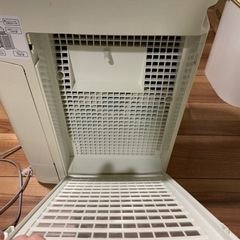 シャープ加湿器、空気清浄機　※フィルターなしの画像