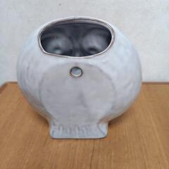 ふくろうの花瓶の画像