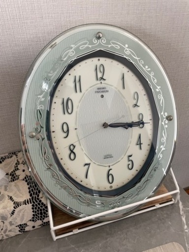 壁かけ時計SEIKO PREMIUM 35×29.5cm