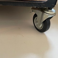 リビングテーブルの画像