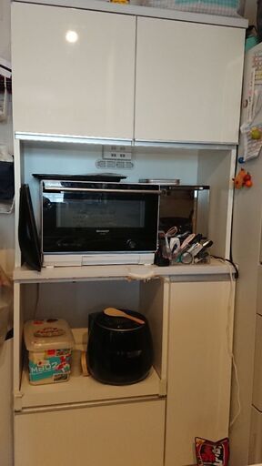 再投稿です。食器棚 白色 ホワイト キッチン収納