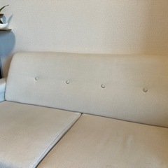 【直接引き取り限定】使用期間1年未満 LOWYA ソファの画像