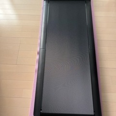 【新品同様】折畳み式電動ルームランナー