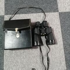 商談中　双眼鏡の画像