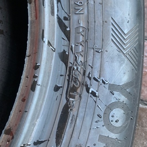 195/65R15YOKOHAMAスタッドレスタイヤ年式2021年