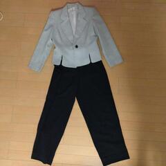 【取引中】2WAYスーツ（スカート&パンツ）9AR USEDの画像