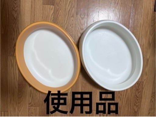 【 猫トイレ小型2つ ＊ 使用品 】【 壁面透明シート5つ 】