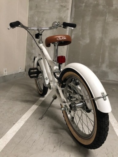 自転車　16インチ　レイアロハ　concept S51 白　補助輪あり