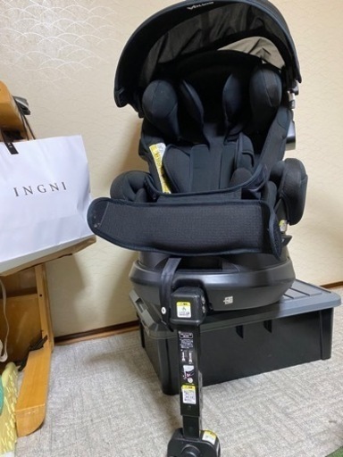 0歳〜3歳　aprica チャイルドシート