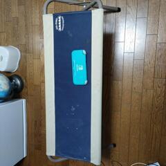 折りたたみ式ベンチ