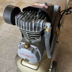 ★EARTH MAN エアーコンプレッサー 引き取りに来られる方のみの画像