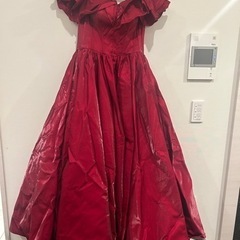 フリルオフショルダー ワインカラードレス 二次会 前撮り 後どりの画像