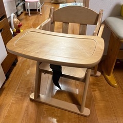 ベビーチェア　木製の画像