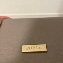 FURLA 三つ折り財布　ブランドの画像