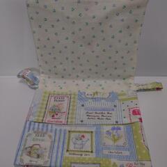 ✤ポケットティッシュ入れ付移動ポシェット✤

の画像