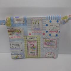 ✤ポケットティッシュ入れ付移動ポシェット✤

の画像