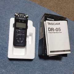 TASCAM DR-05 リニアPCMレコーダーの画像