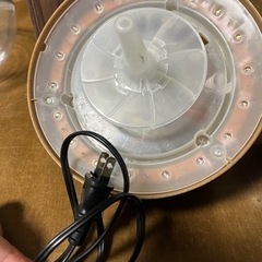 ✴︎超美品✴︎LEDランプ付き空気清浄機の画像