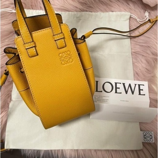 極美品LOEWE ハンモック ミニ オーカー イエロー