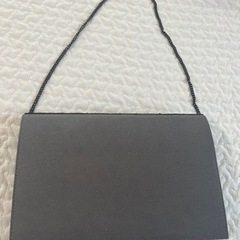 美品⭐︎パーティー用クラッチバッグ　チェーン付きの画像