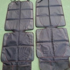 チャイルドシートマット　2個