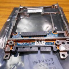 DELL Latitude E7450 mSATA 変換アダプタ の画像