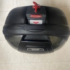 GIVI ジビ リアボックス E370 モロノックの画像