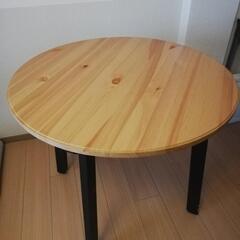 IKEA　テーブルの画像