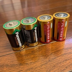 アルカリ単一形乾電池4本