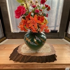 花瓶と花瓶台セットで！