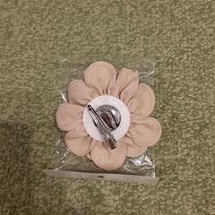 新品　コサージュの画像