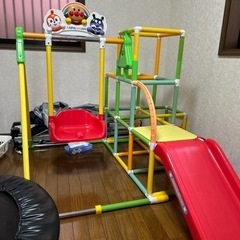 アンパンマン滑り台