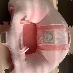 【最終:3/10迄】HUGABOO　ハガブー お座りサポートベビーチェア　JAPANデザインモデル：サクラマカロンの画像