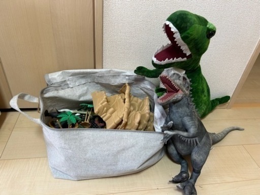 恐竜おもちゃセット