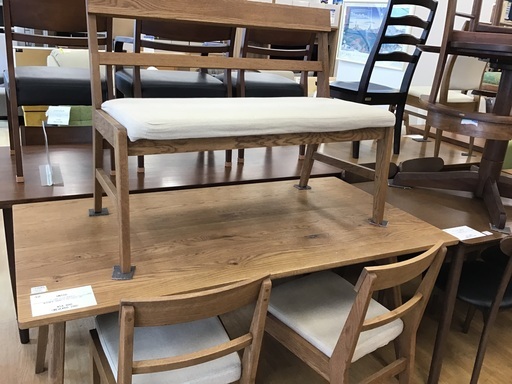 トレファク神戸新長田】UNICOのベンチダイニング4点セット入荷しました