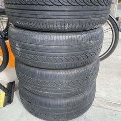 無料　山形　タイヤ差し上げます　215 65 R16 16インチ夏タイヤの画像