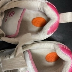 【値下げ】女の子向けローラーシューズ(20cm)の画像