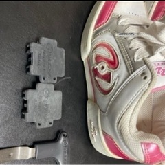 【値下げ】女の子向けローラーシューズ(20cm)の画像