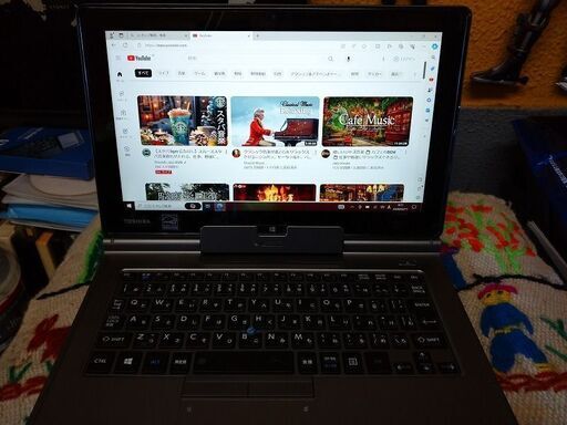 TOSHIBA dynabook V714 Core i3