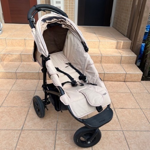 ベビーカー　エアバギー