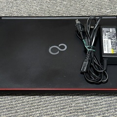 富士通 Windows 11対応ノートPC 15インチ（中古）