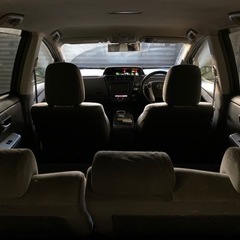 トヨタ プリウスα前期 シルバー LED 法人ワンオーナー 分割不可の画像