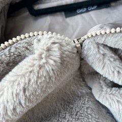 フェイクファー　フード付きジャンパー　レディースMの画像