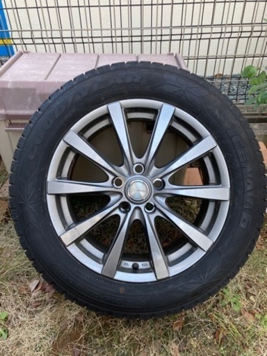 スタッドレス　215 60 R17  4本